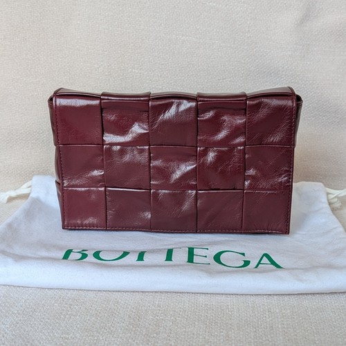 Bottega Veneta Cassette Burgundy Intrecciato Leather Shoulder/crossbody Bag