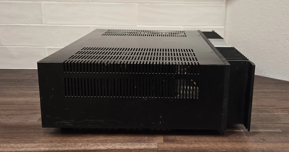 Amplificador Rotel RB-1070, 130 WPC en buen estado de funcionamiento, ¡sonido audiófilo! Foto 3 de 4