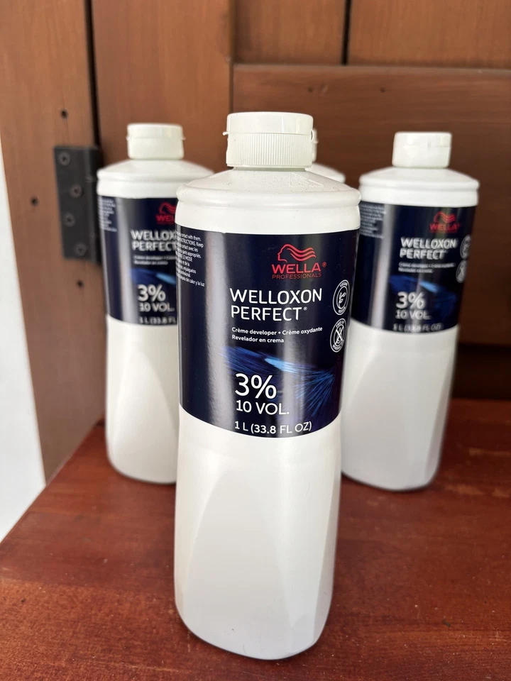Wella Welloxon Perfect 3% 10 vol. Creme Developer 1 litro / 33,8 oz. Foto 2 de 2