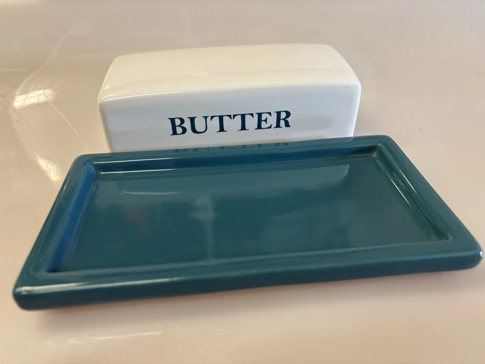 Butter Dish with Lid Turquoise and White Mainstays 7”x3.25”x2” - Image 2 of 4