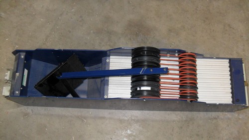 8 x Versatronics feeders