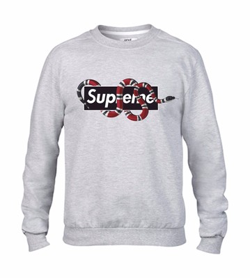 maglia gucci con serpente