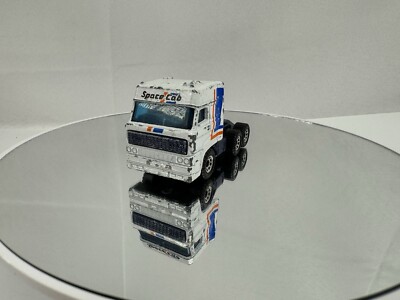 Matchbox Convoy CY25 DAF 3300 Space Cab Box Truck Blue Orange. 1/86 Macau Rare!