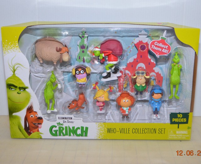 grinch figurine set