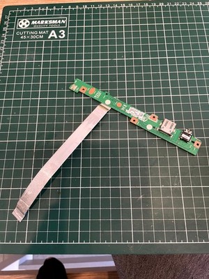 Asus VivoBook E200HA Laptop I/O USB Audio Power Board 60NL0070-IO1040-210 - G35