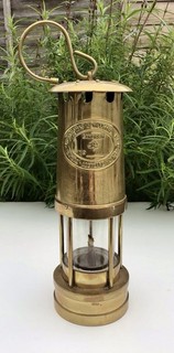VINTAGE 1983 E.THOMAS & WILLIAMS LTD CAMBRIAN No 116727 BRASS MINERS LAMP 1.3kg