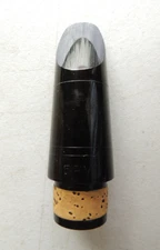 Vandoren Paris 5RV Hard Rubber Bb Clarinet Mouthpiece Nice  Condition