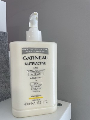 Gatineau Nutriactive Lily Beruhigender Milch Make-up Entferner Trockene Haut GROSS 400ml