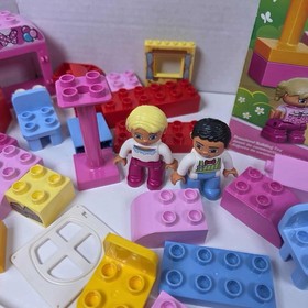 LEGO Duplo Caf&eacute; Bakery 10587 Incomplete No Instructions