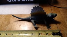 Vintage DIMETRODON Dinosaur Toy 8" long China