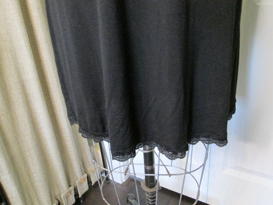 VESTIDO DE NOCHE HONEYDEW NEGRO S/S V-NK TALLA XL DOBLADILLO DE ENCAJE ¡EXCELENTE ESTADO! TELA SUAVE ACOGEDORA Foto 3 de 4