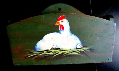 Vintage Wandbehang Holzkiste - handbemalt Huhn Design Landhausstil grün