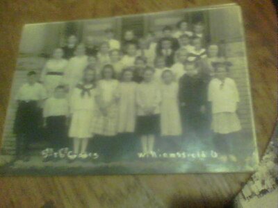 1918? Williamsfield  Ohio 5th & 6th grades School class picture 5 by 7