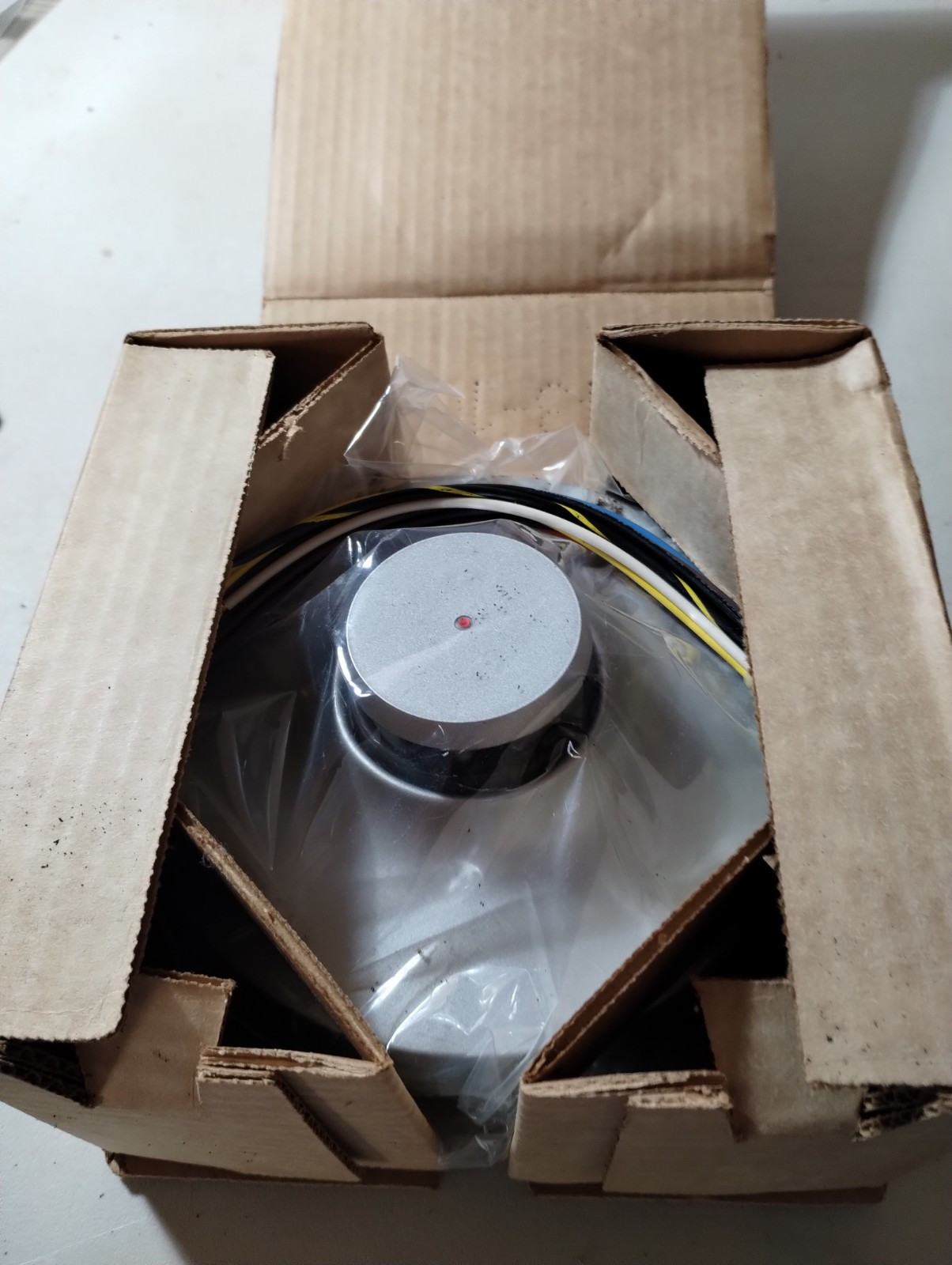 NOS Vintage Simplex Ionization Smoke Detector 4262-5 New in box