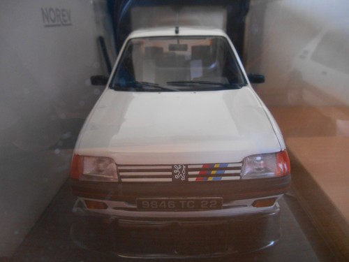 Peugeot 205 GTi 1.9 PTS 1989 Meije White (Blanc Meije) - 1/18 - NOREV - 184842 - Photo 14/20