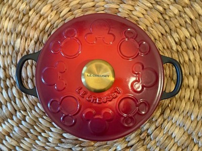 Le Creuset Red Disney Mickey Mouse Cast Iron Marmite 18cm 1.5qt NIB RARE LE Asia