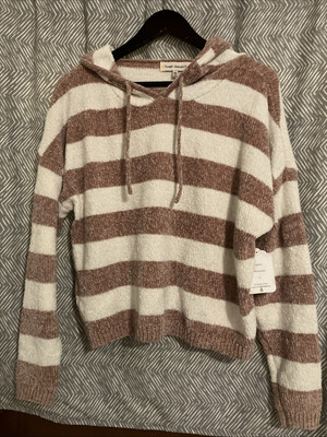 sweet republic sweater NWT