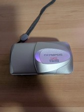 Olympus Camedia D-560 Digital Camera 3.2MP Zoom,works Tested No Cords/card