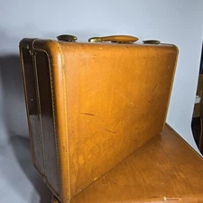 1950s Samsonite Streamlite Hard Shell Faux Leather Luggage Suitcase 21 x 15 x 7