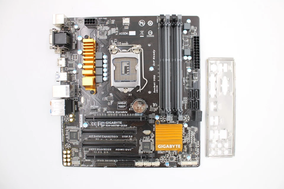 Gigabyte GA-H97M-D3H LGA 1150 Micro ATX DDR3 Desktop Motherboard W/IO shield 