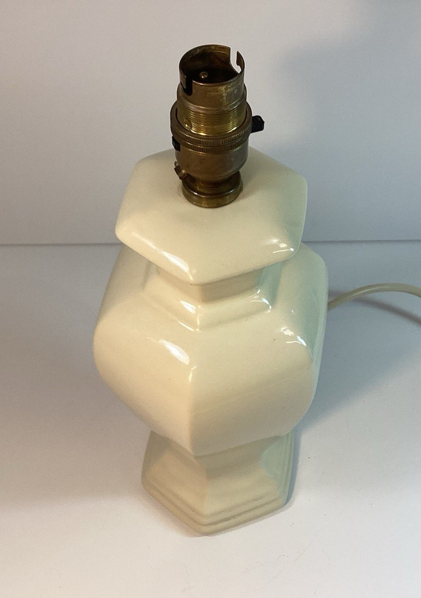 Vintage BHS Cream Table Lamp 13.5” Tall – Shade & Bulb NOT SUPPLIED