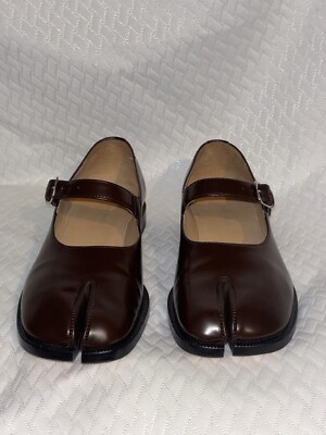 【関税＆送料込み】Maison Margiela Mary Janes Tabi Shoes Maison Margiela - BLACK MARY-JANE TABI SHOES – LE LABO STORE