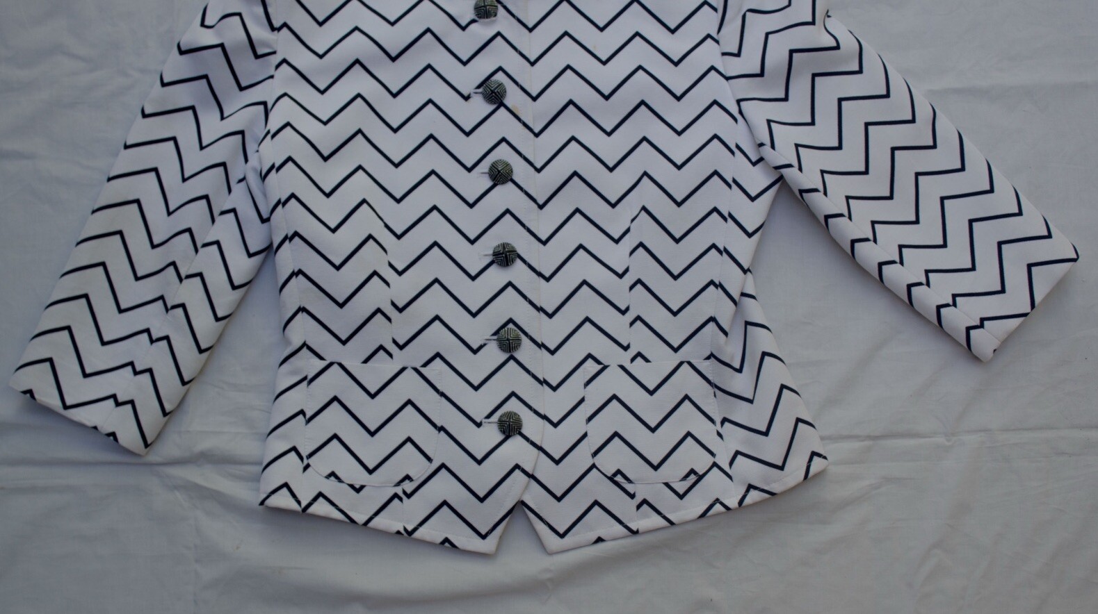 SAINT LAURENT Giacca Vintage YVES SAINT LAUREN YSL Bianco Nero Zig Zag 38 Francia