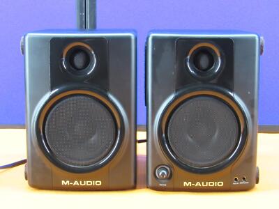 M-Audio AV40 Studio Monitors Powered Speakers