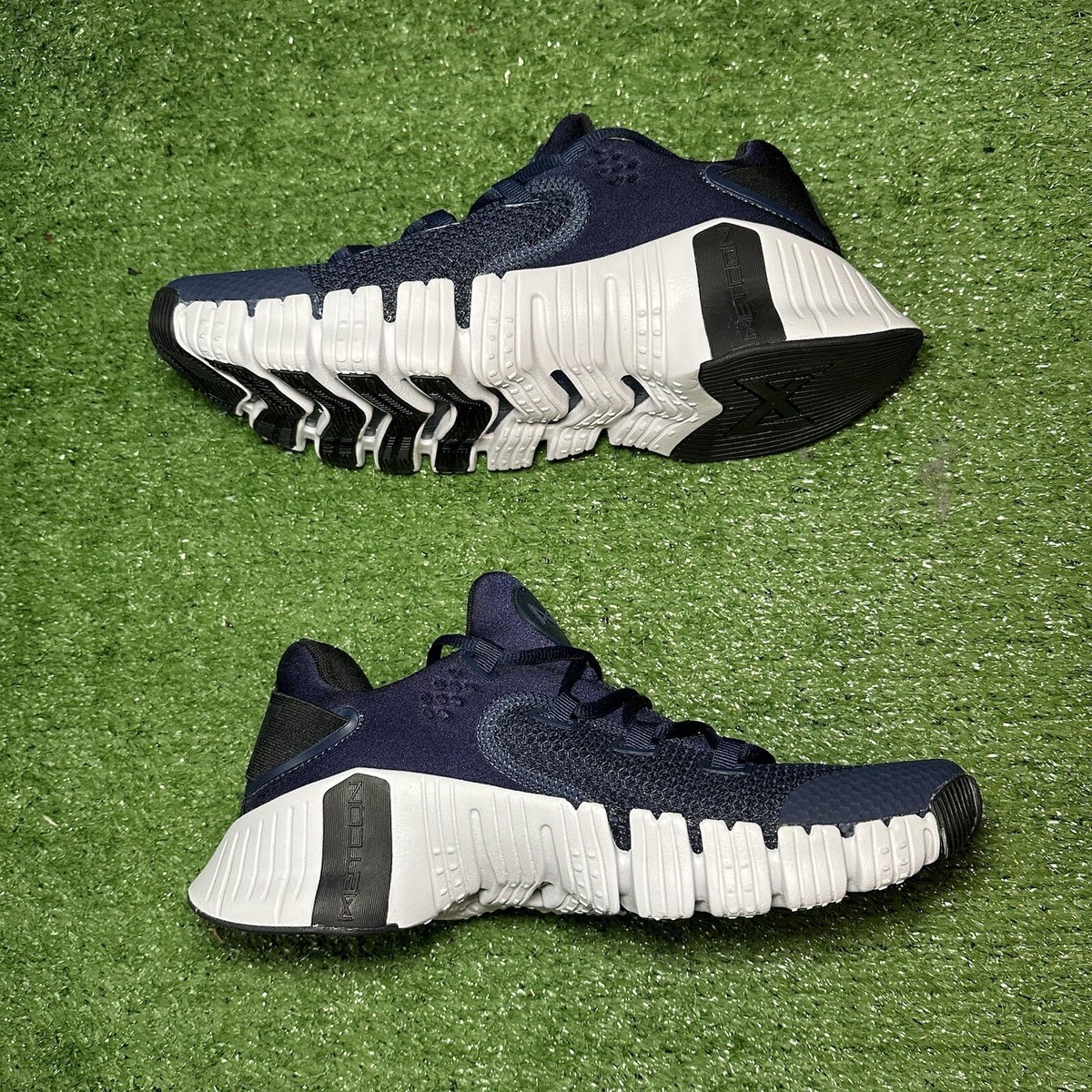 Nike Free Metcon 4 College Navy White Training Sneakers  display picture 1