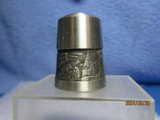 Dé à coudre de collection en métal  " Malaisie"/ thimble/
