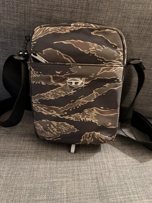 Diesel D-Pack Crossbody x Crossbody Bag Men's Fashion Accessories Brand New