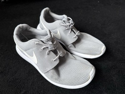 Nike Rosherun Grau Gr. 42.5