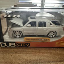 Jada Toys Dub City 2001 Chevy Avalanche Die Cast 124 Scale Gfg Cannes Wheels