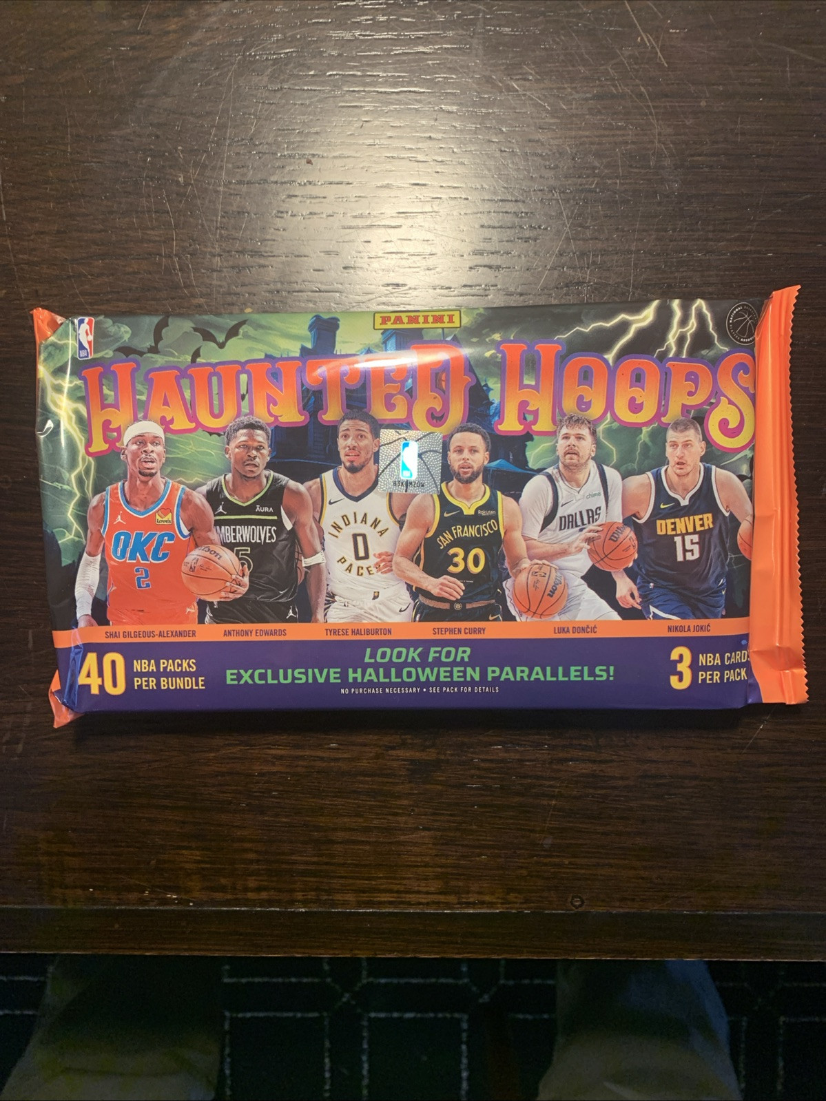 2023-24 Panini NBA Haunted Hoops 40-Pack Bundle Box with Halloween Parallels