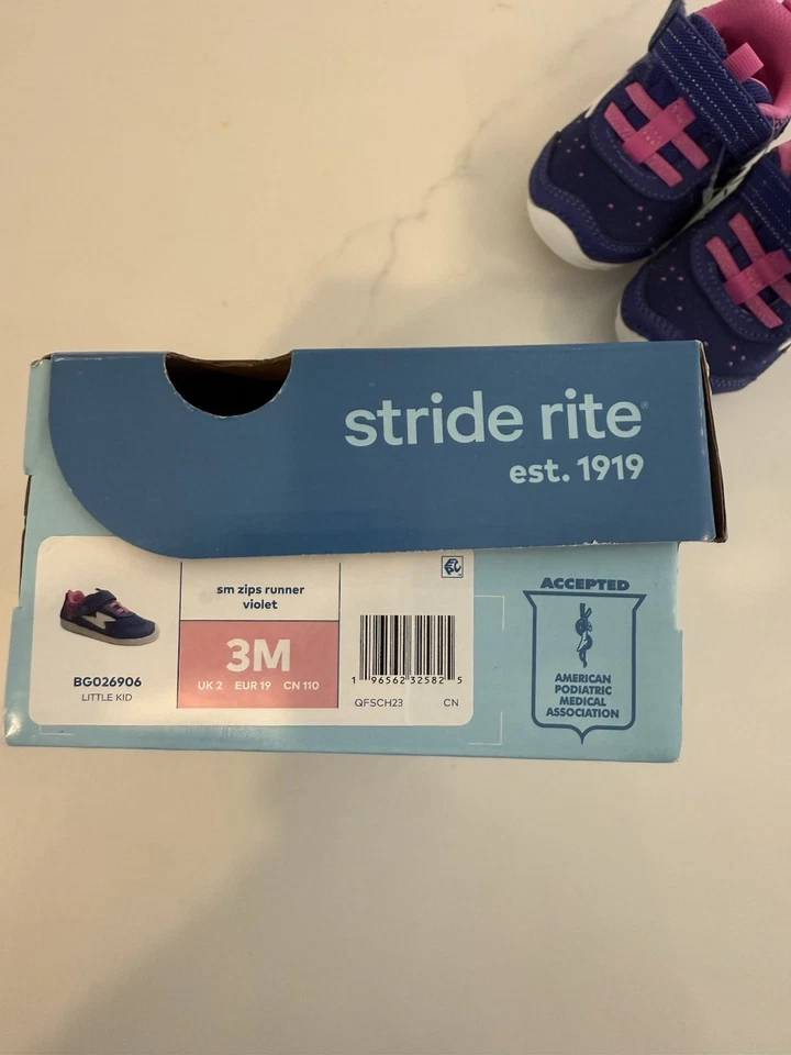 Sapatos infantis Stride Rite BG026906 3M zíper pequeno corredor violeta - Imagem 2 de 4