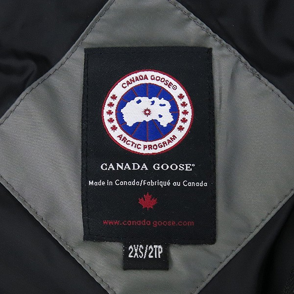 Canada Goose Women's Down Jacket Gray Size 44 thumbnail 2