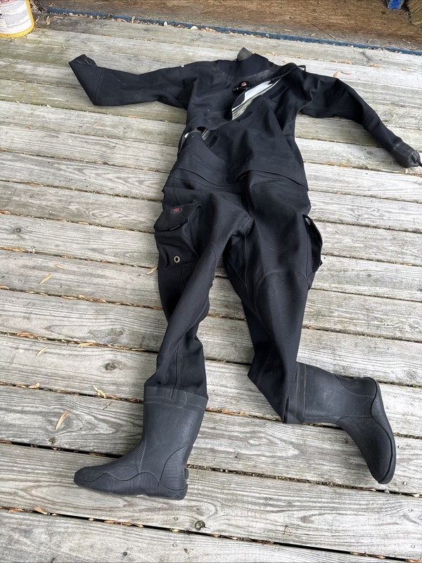 pinnacle evolution drysuit Xl