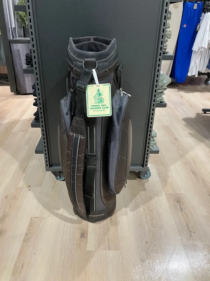 Bolso TaylorMade negro unisex (usado) Foto 4 de 4