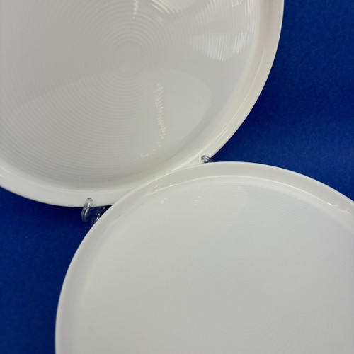 Mikasa ALYSSA Set/4 Dinner Plates Bone China White Circles Square Sides 10.5” - Picture 4 of 12