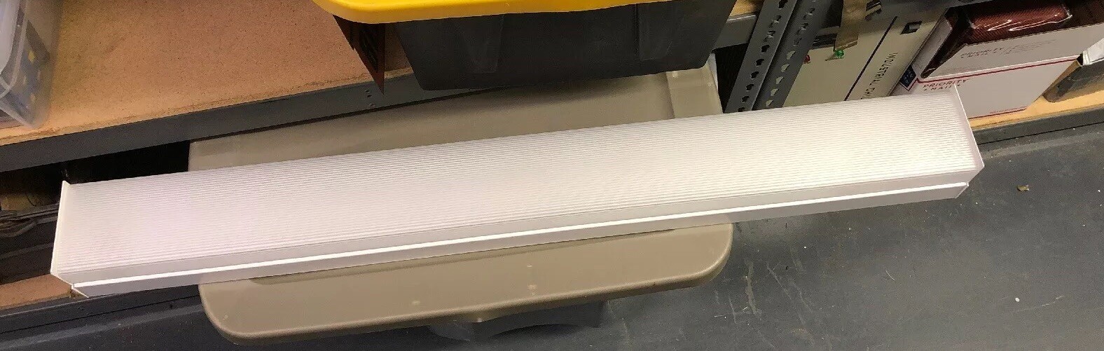 Lamar Lighting DLL Series LED Light 4 foot DLL48HRA50 Brand New