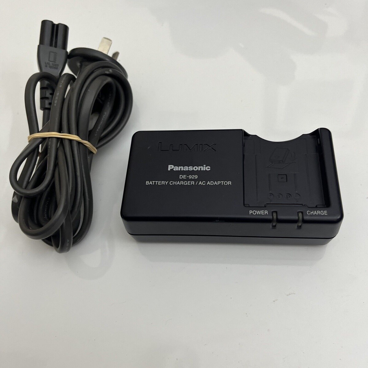 Panasonic DE-929 Genuine OEM Battery Charger for CGA-S001