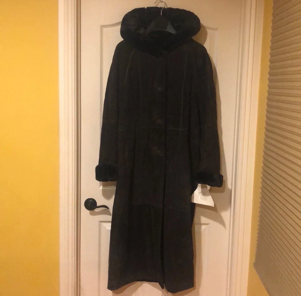 Nuevo con etiquetas Maxi Abrigo Gamuza Piel de Oveja J. Percy Para Marvin Richards Marrón Con Capucha M