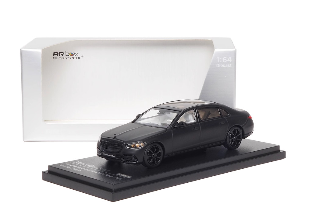 ARBox 1:64 Black 2023 S680 Maybach Luxury Sedan Model ARBox 1:64 Black 2023 S680 Maybach Luxury Sedan Model