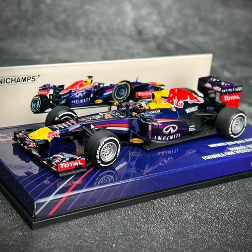 Minichamps 1/43 Infiniti Red Bull Racing RB9 F1 Ganador GP de India 2013 S. Vettel - Imagen 4 de 13