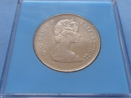 GREAT BRITAIN ELIZABETH II CROWN 25 PENCE 1980 QUEEN MOTHER £1.75 - Picture 6 of 6