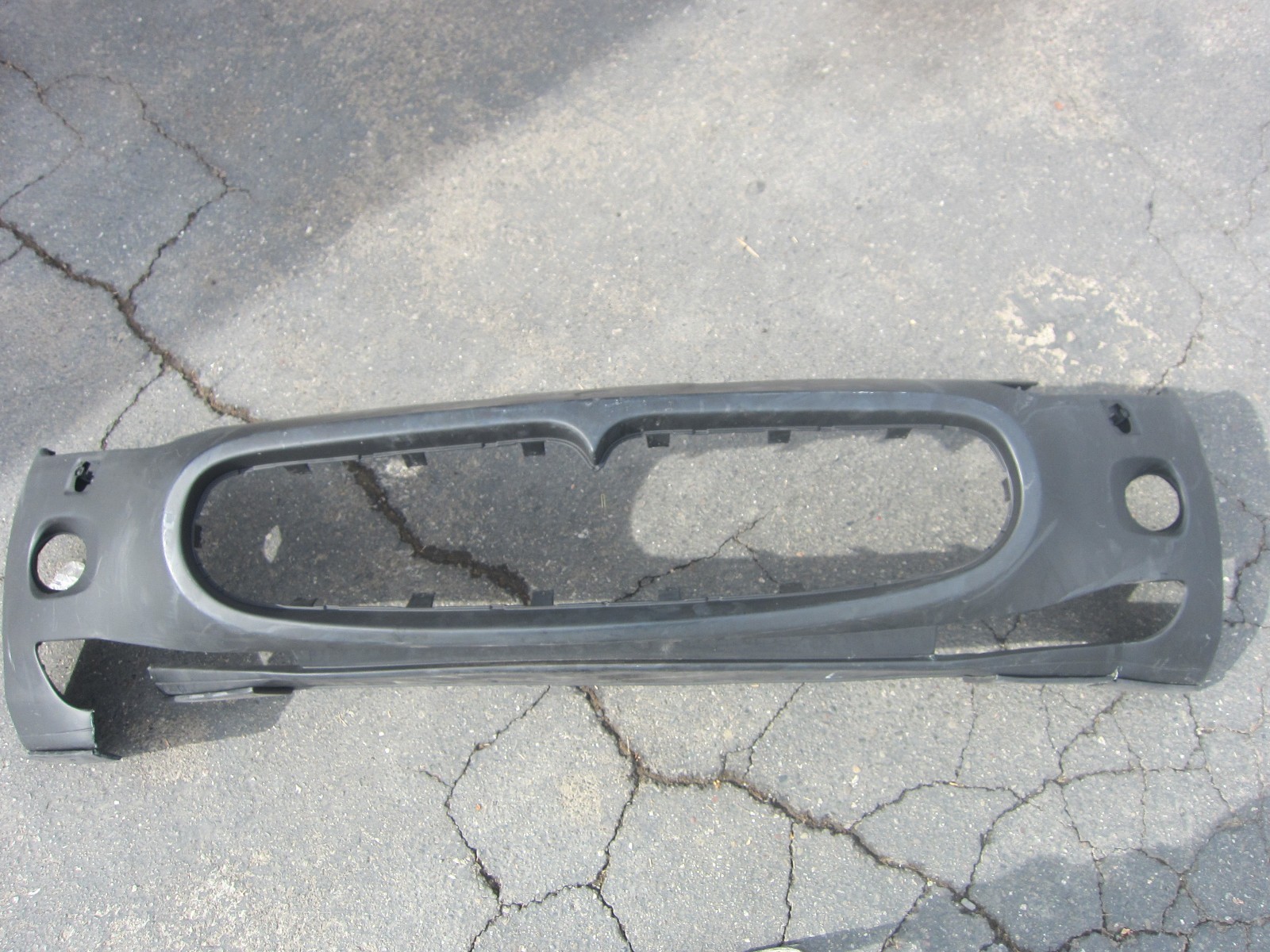 Maserati Gran Turismo OEM Front Bumper Some Damage (Light) # 980145002