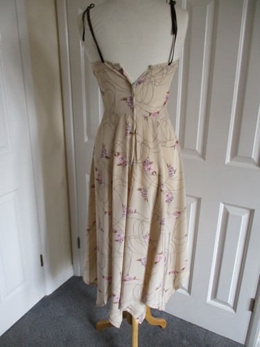 One Step Ahead- Retro caramel floral print silky feel handkerchief hem dress - S - Picture 7 of 12