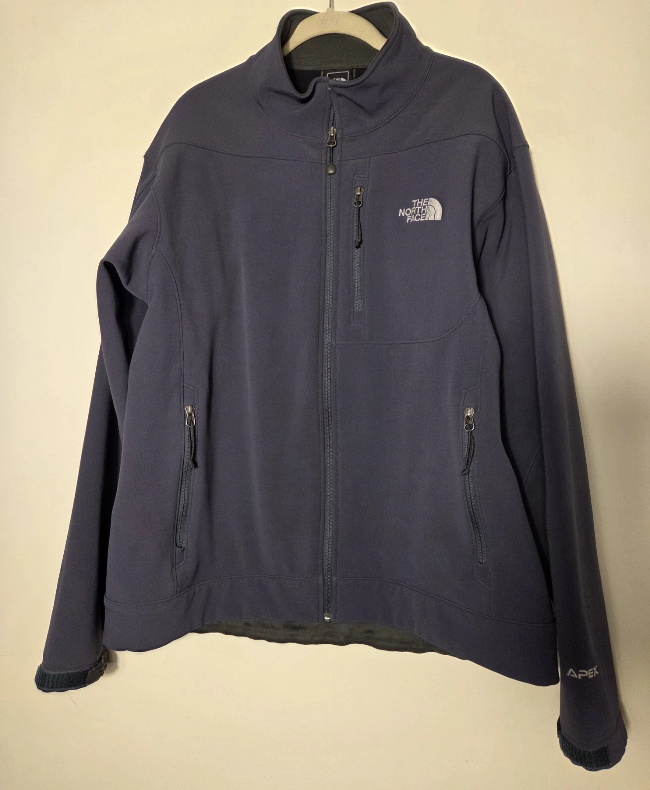 The North Face TNF Apex Gray Softshell Jacket Mens Size Large Full Zip Outdoors