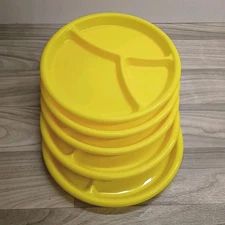 PackerWare Yellow Divided Plastic Plates Set Of 5 Picnic BBQ Beach Camping USA