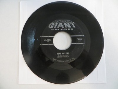 Johnny Wrigley   Ring Of Fire - 1972 - Giant Records 9507 7'' Single G+/Generic